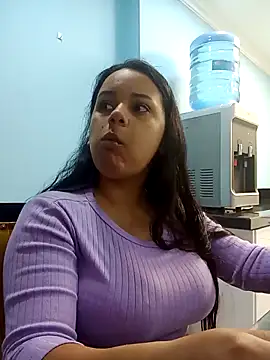  Miaaleon online show from February 2025 01:06:01 PM