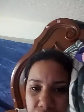  Miaaleon online show from December 2025 10:33:01 AM