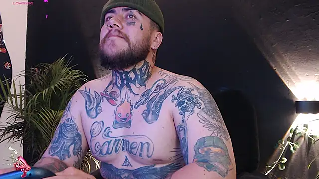 Snapshot of Ash_gusbig chatting on March 2025 05:00:01 AM Ash gusbig online show from March 2025 05:00:01 AM