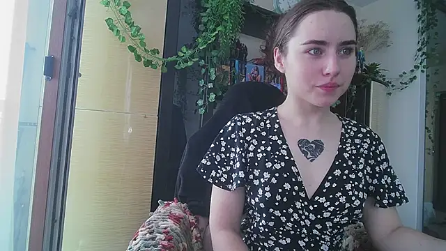 Snapshot of Aurora_workerr chatting on June 2026 08:22:02 AM Aurora workerr online show from June 2026 08:22:02 AM