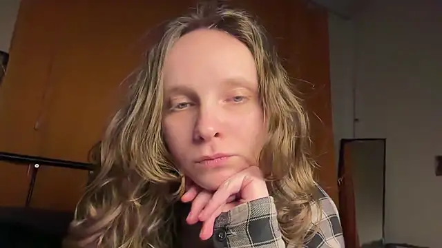 MikkyMoony online show from October 2025 07:30:02 PM