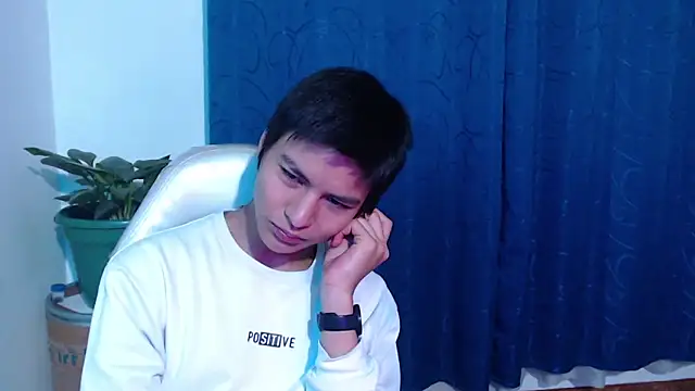 alanprince44 online show from January 2025 02:26:01 AM