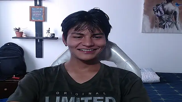 alanprince44 online show from October 2025 07:00:01 PM