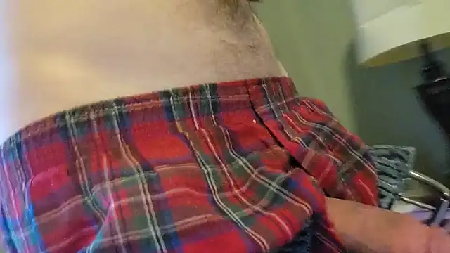 Bigoleslong98765 online show from October 2025 05:47:02 PM