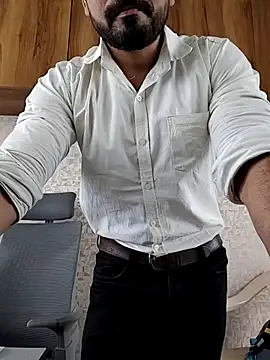 indianguy89 online show from February 2026 10:42:02 AM