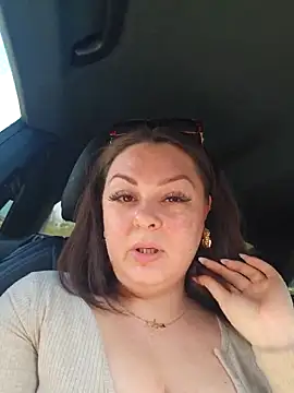 Snapshot of Britishbella chatting on April 2026 02:59:02 PM Britishbella online show from April 2026 02:59:02 PM