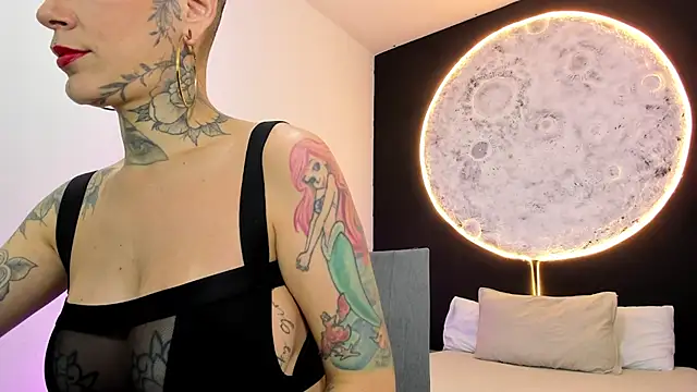 GinebraaFox  online show from February 2025 02:26:01 PM