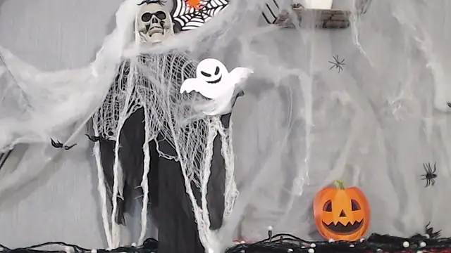 IzabelllNoir online show from October 2025 08:33:02 AM