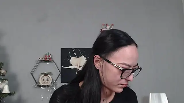 IzabelllNoir online show from December 2025 11:05:01 AM