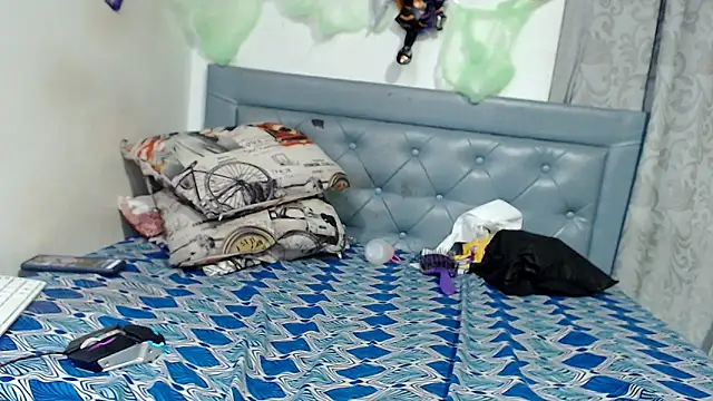 andre20a31 online show from October 2025 04:36:01 AM