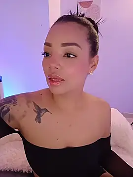 Sara LipsX online show from April 2026 02:51:02 AM