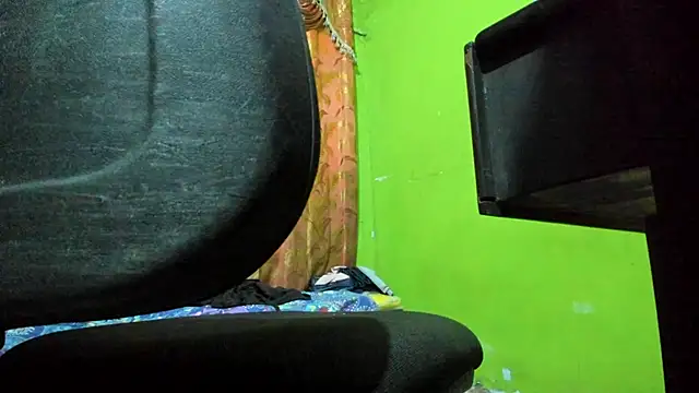 Snapshot of Brenda_Smith69 chatting on October 2025 07:38:01 PM Brenda Smith69 online show from October 2025 07:38:01 PM