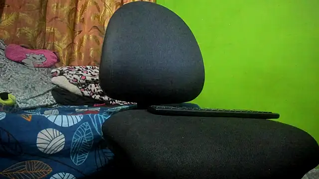 Snapshot of Brenda_Smith69 chatting on November 2025 10:34:01 PM Brenda Smith69 online show from November 2025 10:34:01 PM