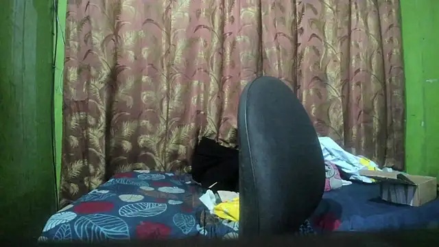 Snapshot of Brenda_Smith69 chatting on November 2025 09:53:01 PM Brenda Smith69 online show from November 2025 09:53:01 PM