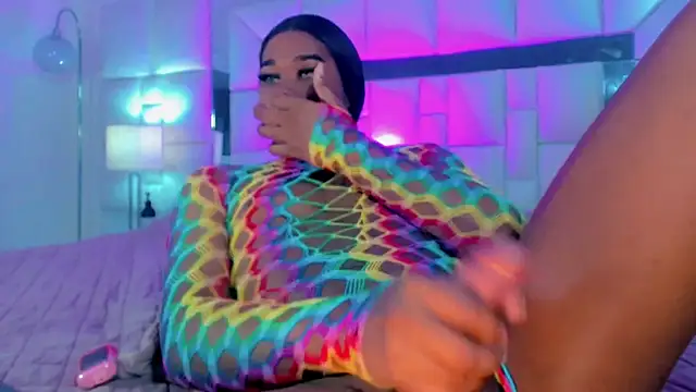 naomy  xx online show from March 2025 10:28:01 PM