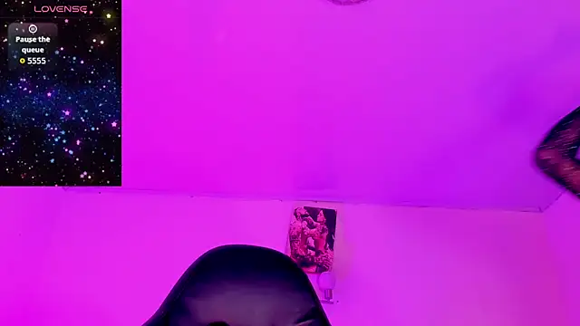 naomy  xx online show from November 2025 03:17:01 AM