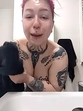 divine eve online show from March 2025 11:12:02 AM