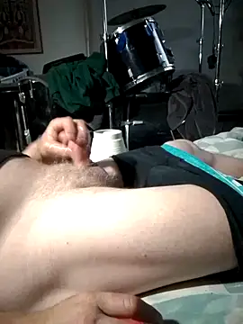 Snapshot of iambradz chatting on October 2025 06:08:01 PM iambradz online show from October 2025 06:08:01 PM