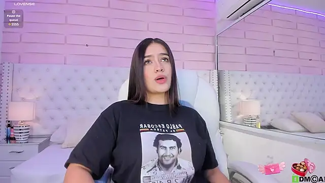 Snapshot of Yaaky_ chatting on January 2025 08:38:02 PM Yaaky online show from January 2025 08:38:02 PM