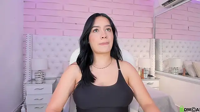 Snapshot of Yaaky_ chatting on February 2025 02:37:01 PM Yaaky online show from February 2025 02:37:01 PM