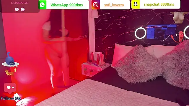 Snapshot of Sofiia-Rubb chatting on November 2025 05:13:02 AM Sofiia-Rubb online show from November 2025 05:13:02 AM