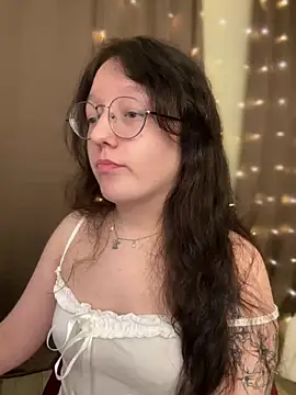 emigooflordXD online show from February 2025 05:37:01 PM