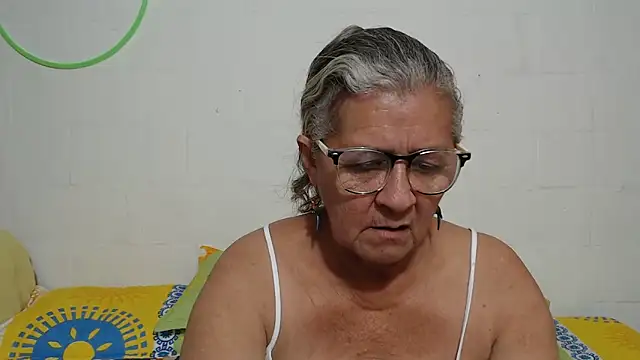 candy mature  online show from February 2026 01:32:01 AM