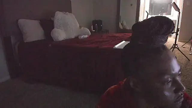 Snapshot of yiauana chatting on February 2026 01:05:02 PM yiauana online show from February 2026 01:05:02 PM