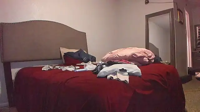 Snapshot of yiauana chatting on February 2026 12:37:02 AM yiauana online show from February 2026 12:37:02 AM