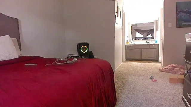 Snapshot of yiauana chatting on February 2026 10:41:02 PM yiauana online show from February 2026 10:41:02 PM