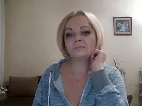 Snapshot of SofiyaPetrova chatting on December 2024 05:50:01 PM SofiyaPetrova online show from December 2024 05:50:01 PM