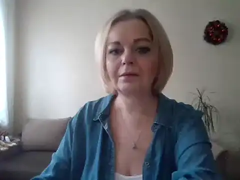 Snapshot of SofiyaPetrova chatting on January 2025 10:27:02 AM SofiyaPetrova online show from January 2025 10:27:02 AM