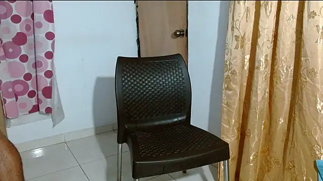 Muscle Brown10 online show from December 2024 09:23:01 AM