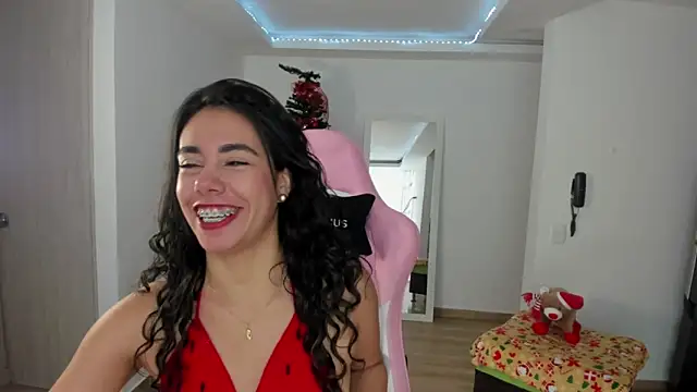 susana monroy online show from December 2024 09:11:02 PM
