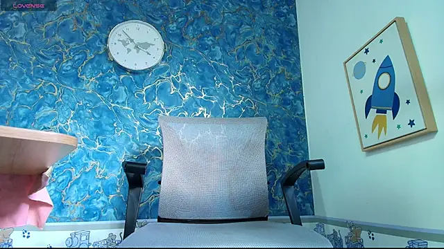 Snapshot of Rhaegal_hot chatting on October 2025 08:53:02 PM Rhaegal hot online show from October 2025 08:53:02 PM