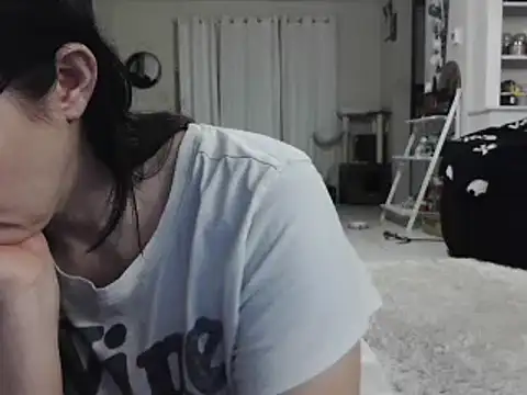 CrystalLakeXO online show from January 2025 09:24:01 AM