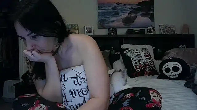 CrystalLakeXO online show from October 2025 04:46:02 AM