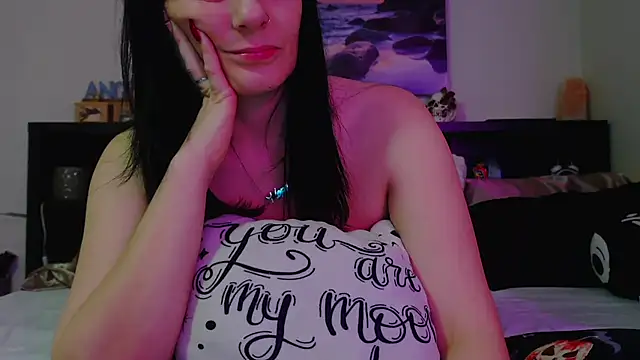 CrystalLakeXO online show from November 2025 07:09:01 AM