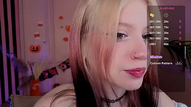 arielabradberry online show from October 2025 10:38:02 AM