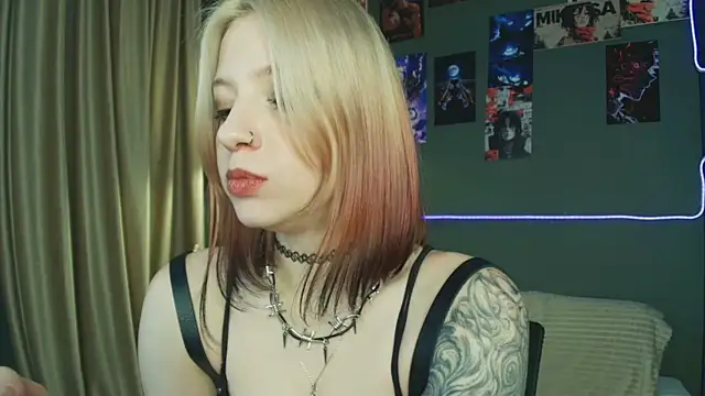 arielabradberry online show from January 2026 02:22:02 PM