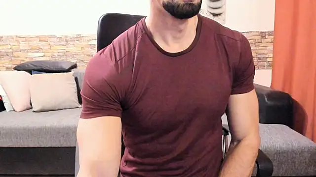 HotHunkTrainer online show from December 2025 08:41:01 AM