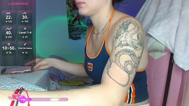 Snapshot of sexy_valentina1 chatting on December 2025 01:11:01 AM sexy valentina1 online show from December 2025 01:11:01 AM