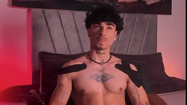 Thomas Fit1 online show from November 2025 07:03:01 PM