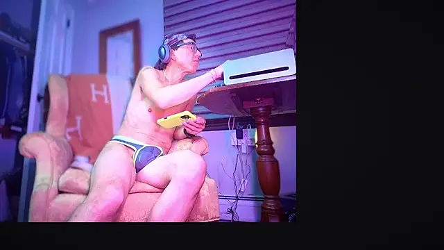 YouLikeBigDick9 online show from December 2024 09:27:01 AM