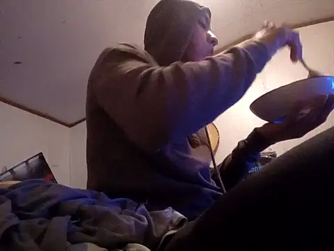 Xoc8  online show from February 2025 06:32:02 PM