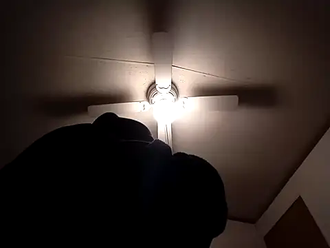 Xoc8  online show from February 2025 09:14:02 PM