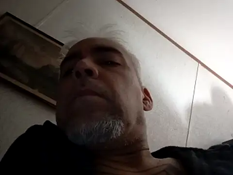 Xoc8  online show from November 2025 06:52:02 PM