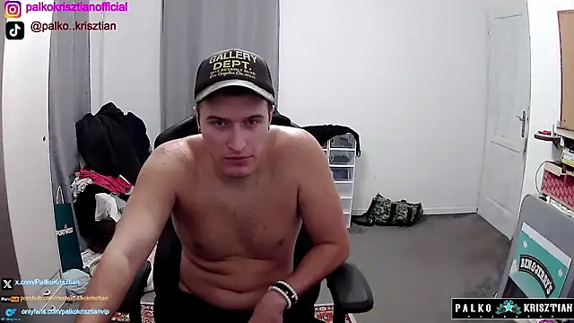 PKrisztian online show from December 2025 05:00:01 PM