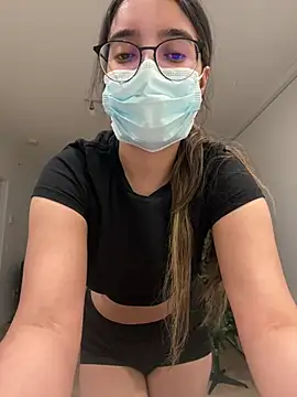 jAsMinE678 online show from December 2024 04:04:02 AM