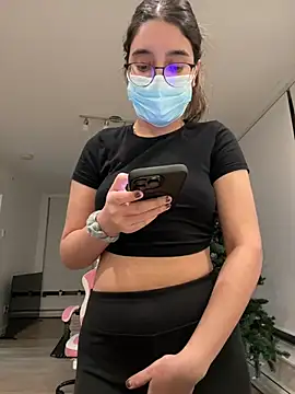 jAsMinE678 online show from December 2024 02:22:02 AM